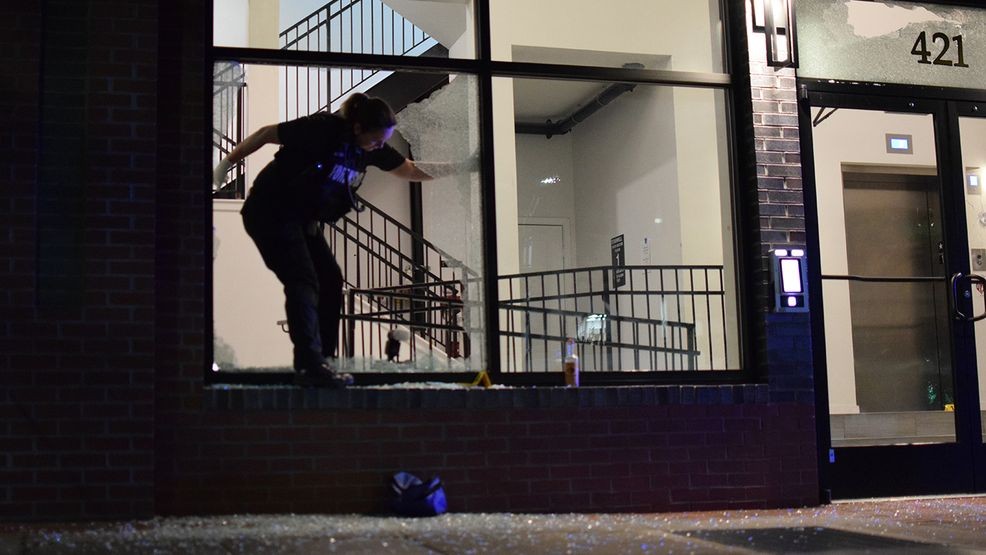 Officers search for evidence of gunfire in Fells Point - WCBM News-Talk ...